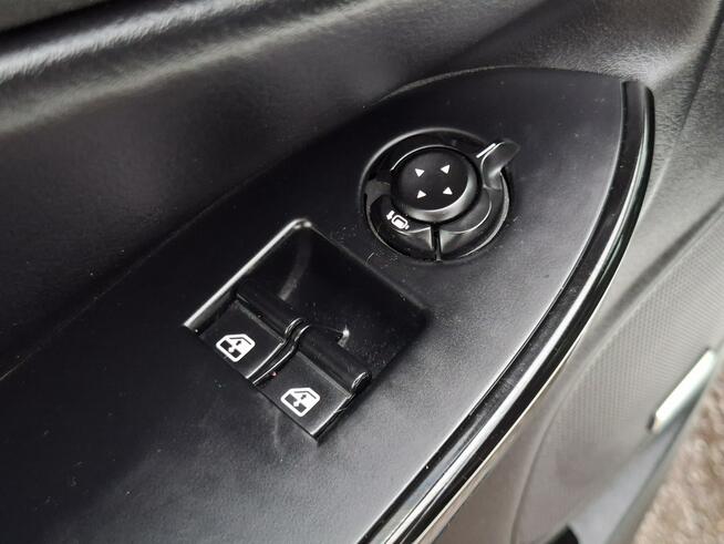Alfa Romeo Giulietta Quadrifoglio Verde, Klimatronic, DNA, Bi-Xenon, PDC, 2 kpl. kół, BOSE