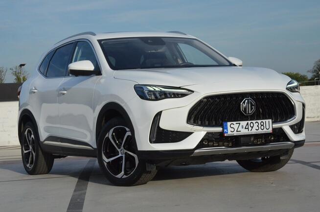 MG HS 2024