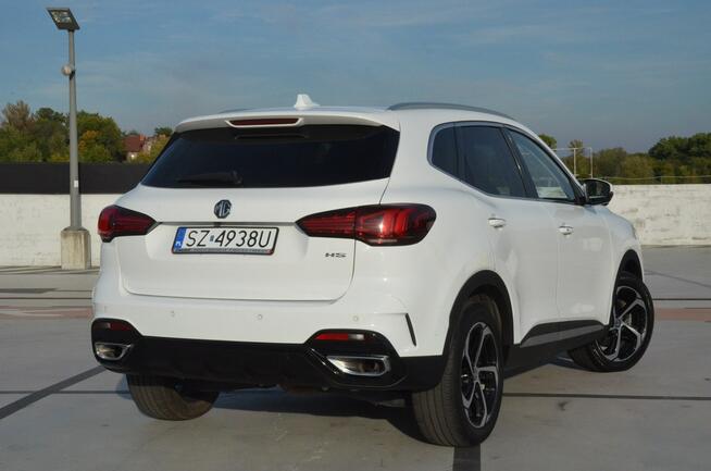 MG HS 2024