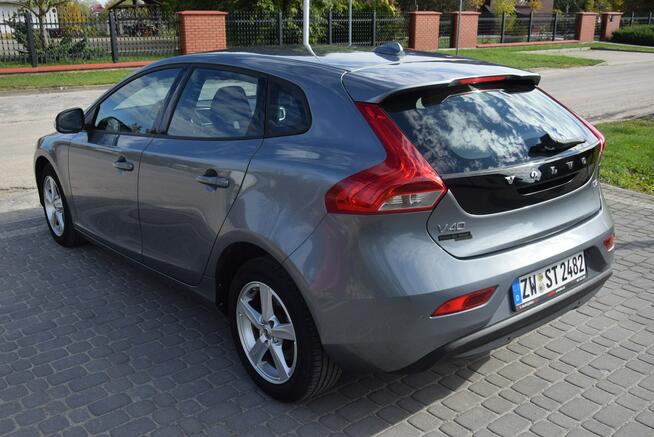 Volvo V40 2016