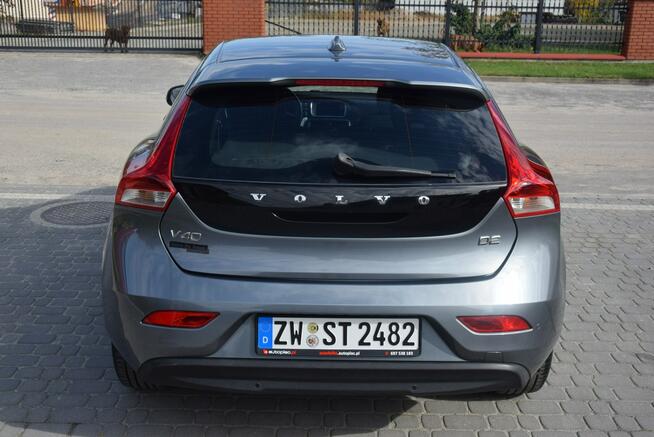 Volvo V40 2016