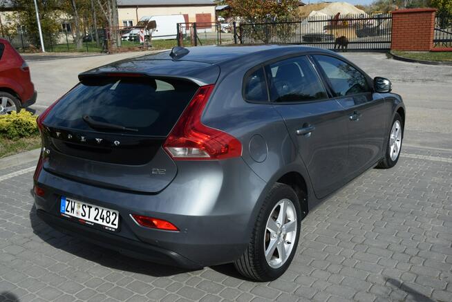 Volvo V40 2016
