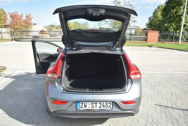 Volvo V40 2016