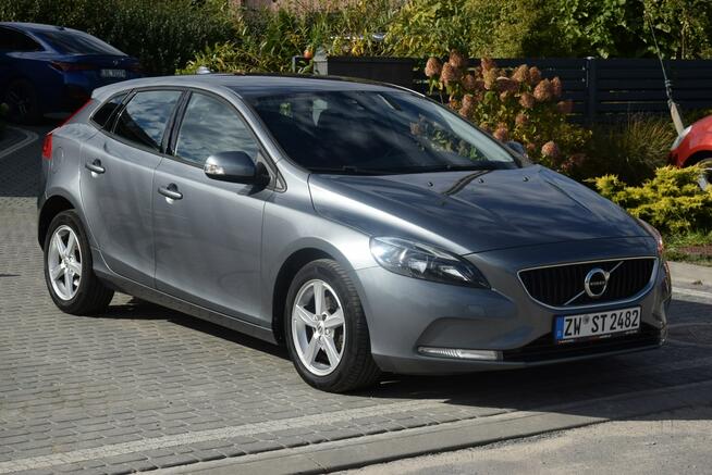 Volvo V40 2016