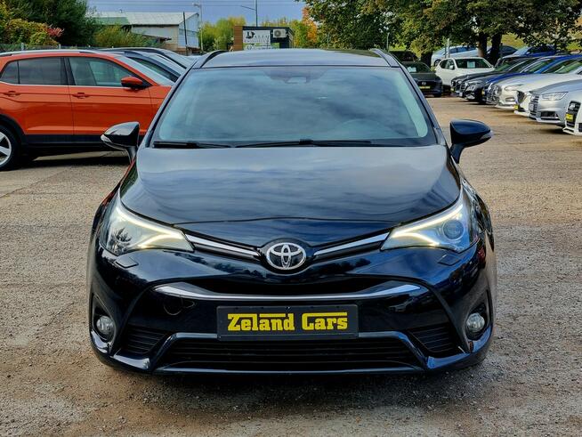 Toyota Avensis 2015