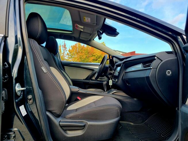 Toyota Avensis 2015