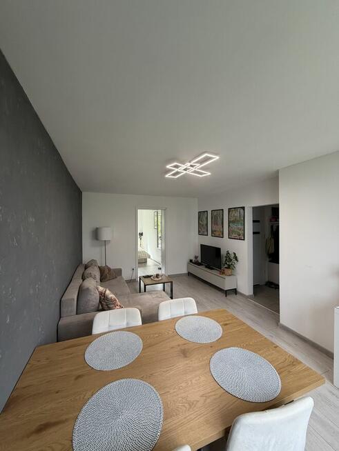 2 pokoje | 46 m² | Generalny remont | 1. piętro | Balkon