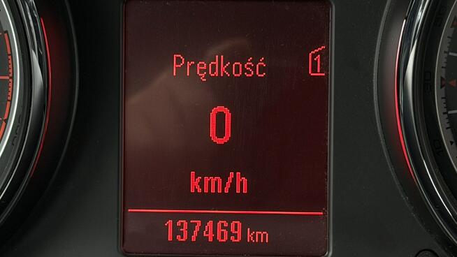 Opel Astra 2012