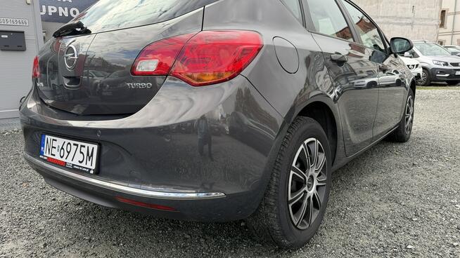 Opel Astra 2012