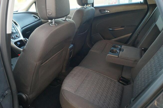 Opel Astra 2013
