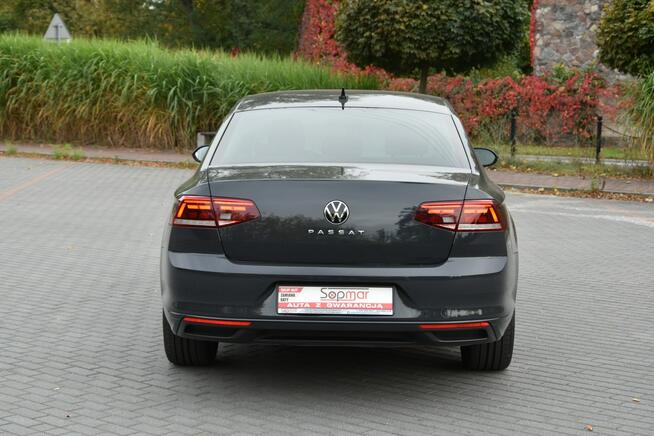 Volkswagen Passat 2021