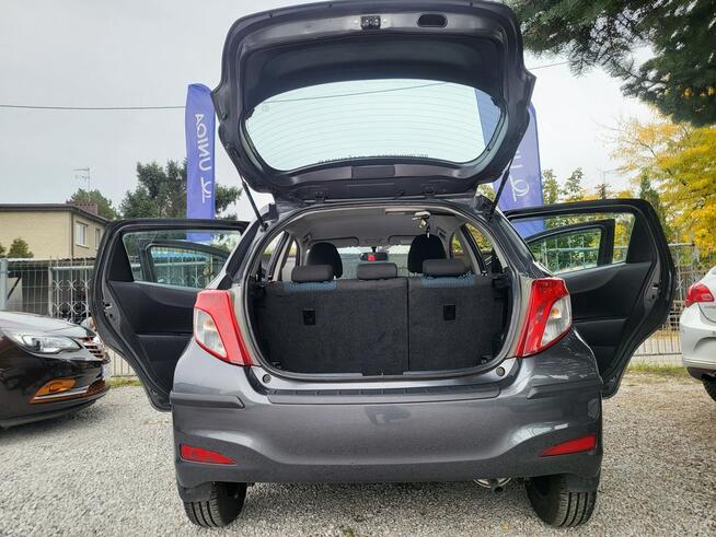 Toyota Yaris 2012