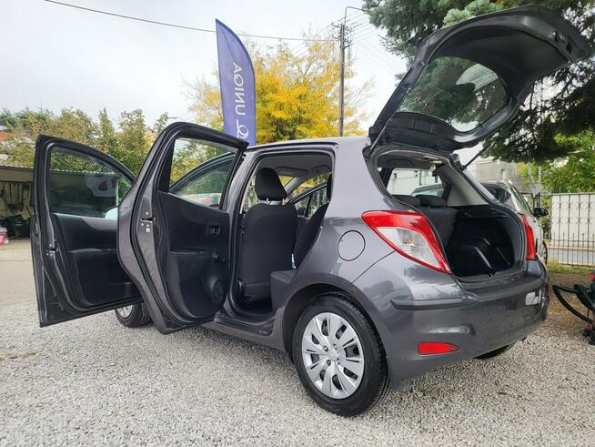 Toyota Yaris 2012