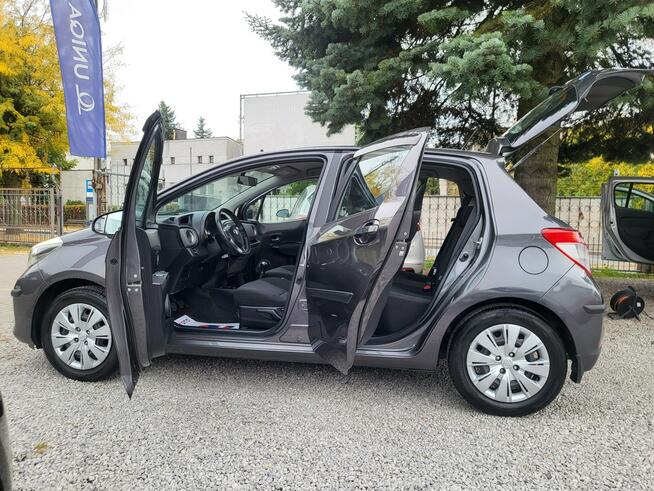 Toyota Yaris 2012
