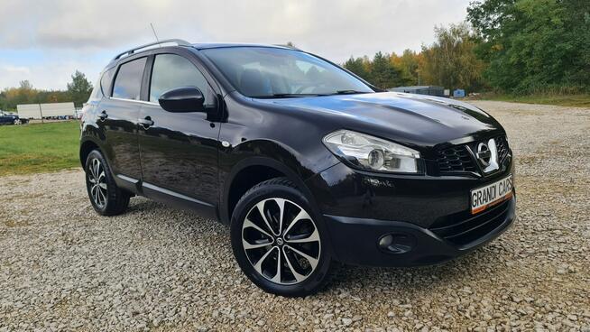 Nissan Qashqai 2.0 # iWay # NAVI # Climatronic # Panorama # Kamera # Piękny !!!