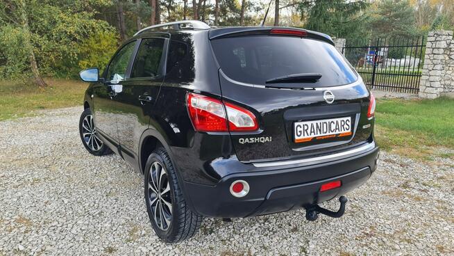 Nissan Qashqai 2.0 # iWay # NAVI # Climatronic # Panorama # Kamera # Piękny !!!