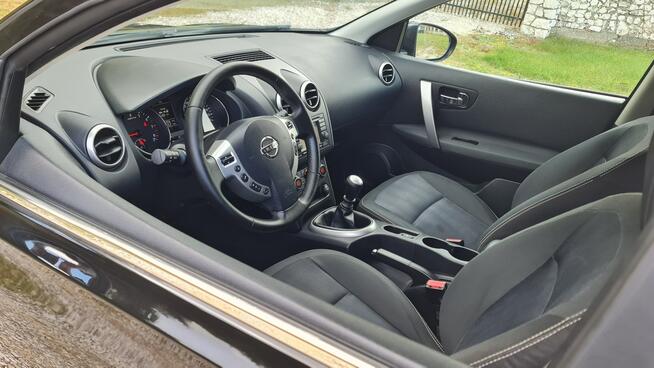 Nissan Qashqai 2.0 # iWay # NAVI # Climatronic # Panorama # Kamera # Piękny !!!