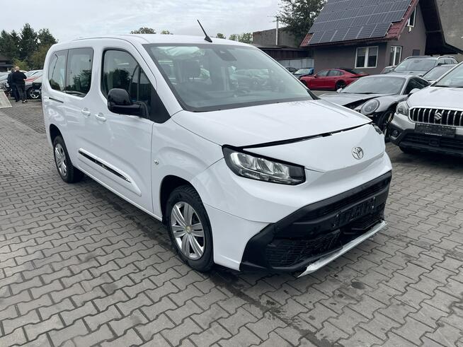 Toyota Proace City Verso 2025
