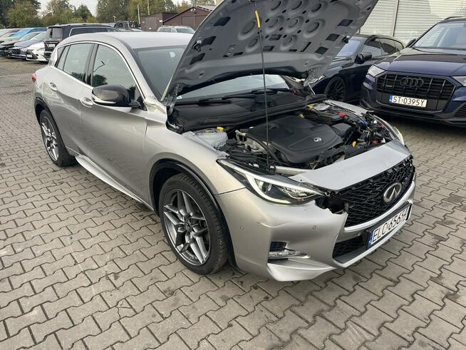 Infiniti Q30 2018