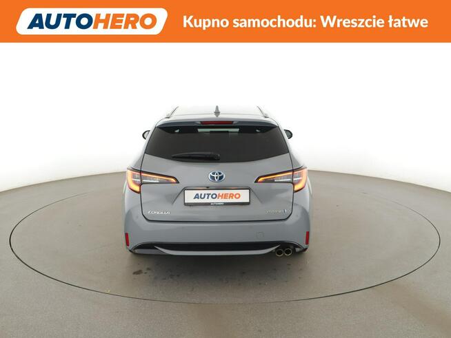 Toyota Corolla TeamD HEV automat navi kamera ACC LED grzane fotele
