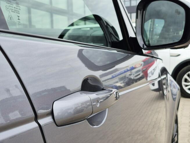 Land Rover Discovery 2025