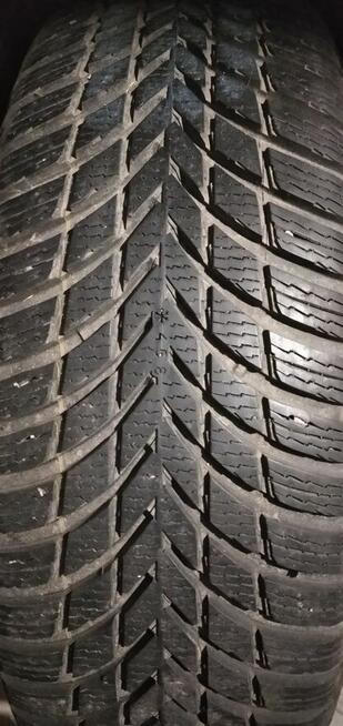 opony zimowe Nokian 225/60/18 rocznik 2023