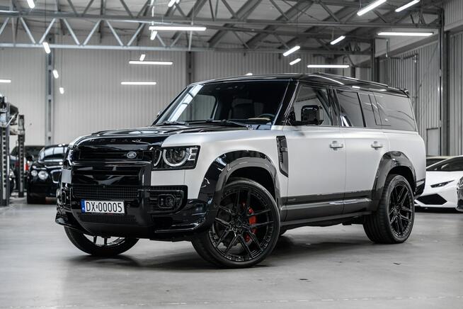 Land Rover Defender 2024