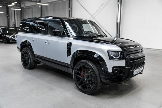 Land Rover Defender 2024