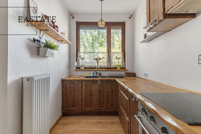 Wyjątkowy segment narożny przy stadninie koni | Ogród 175 m²