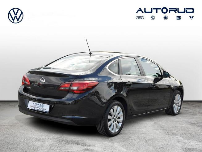 Opel Astra 2015