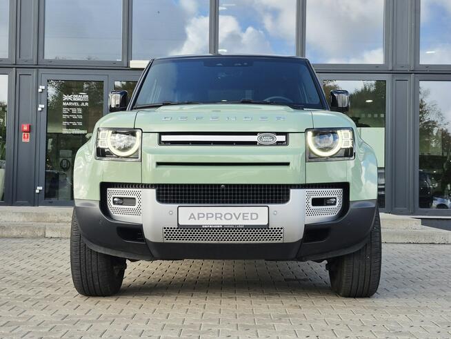 Land Rover Defender 2023