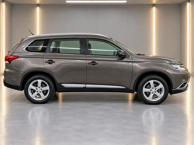 Mitsubishi Outlander 2016