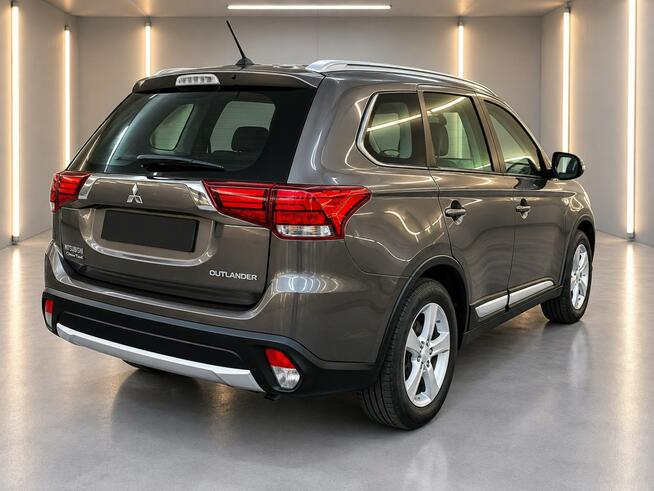 Mitsubishi Outlander 2016