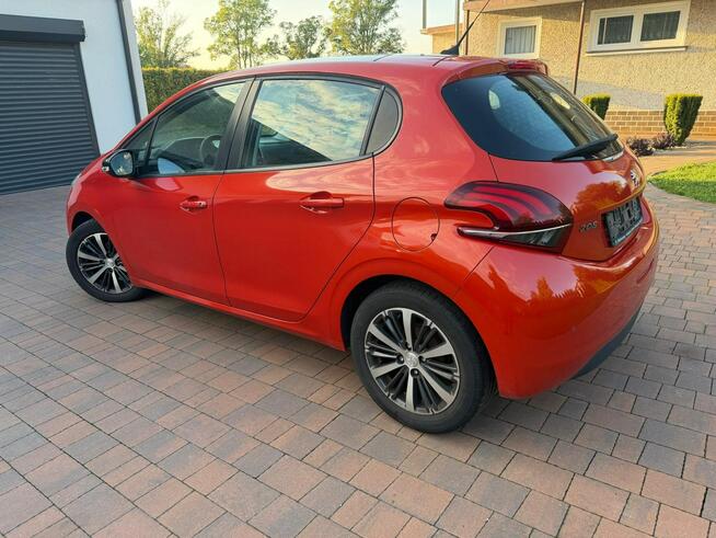 Peugeot 208 2017