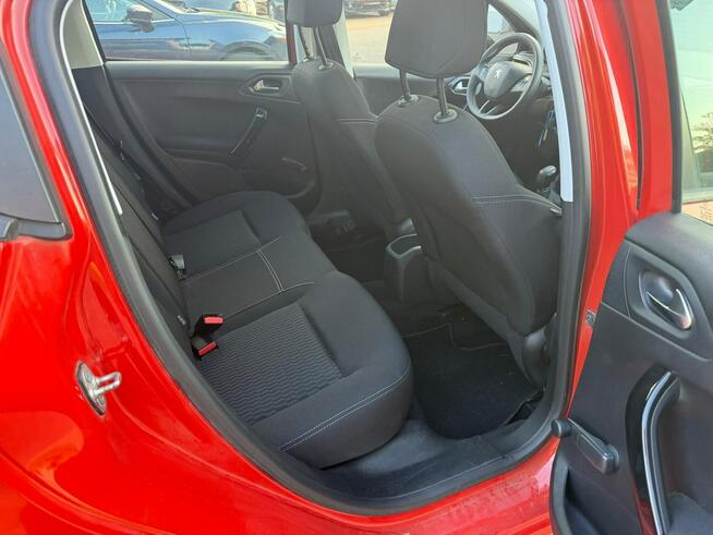 Peugeot 208 2017