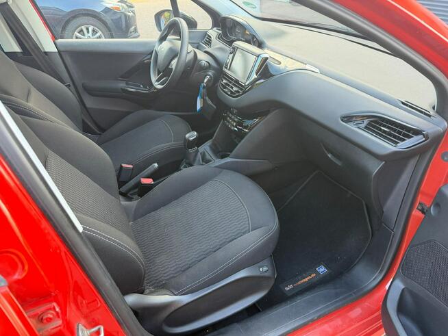 Peugeot 208 2017