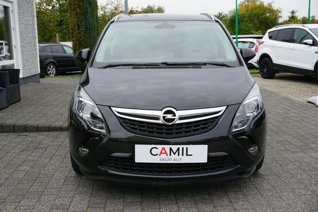 Opel Zafira 7 osobowy, zarejestrowany, ubezpieczony, I rej. 11 grudzień 2015 r.