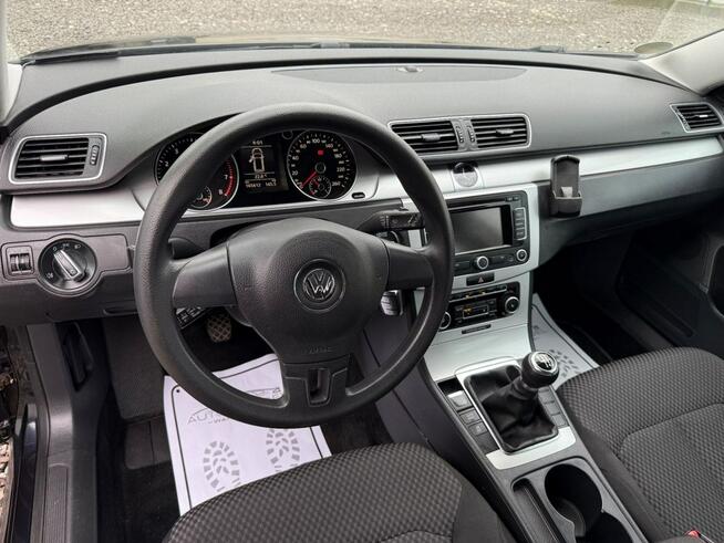 Volkswagen Passat 2011