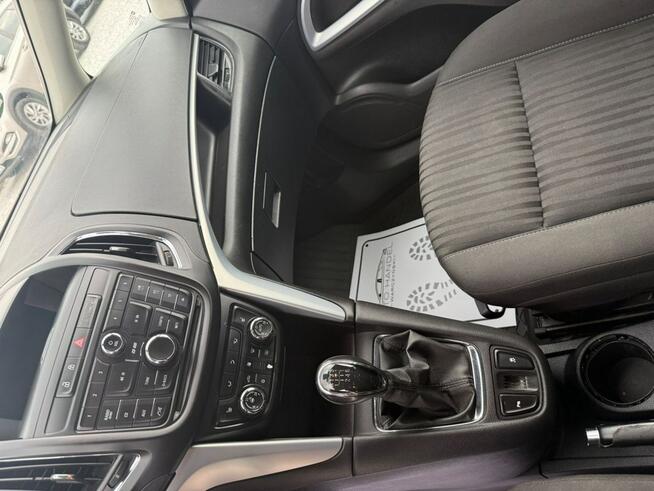 Opel Zafira 2012