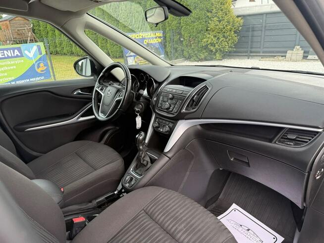 Opel Zafira 2012