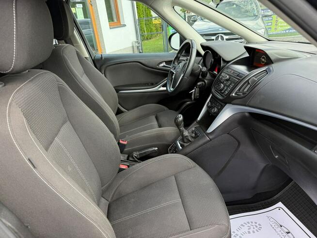 Opel Zafira 2015