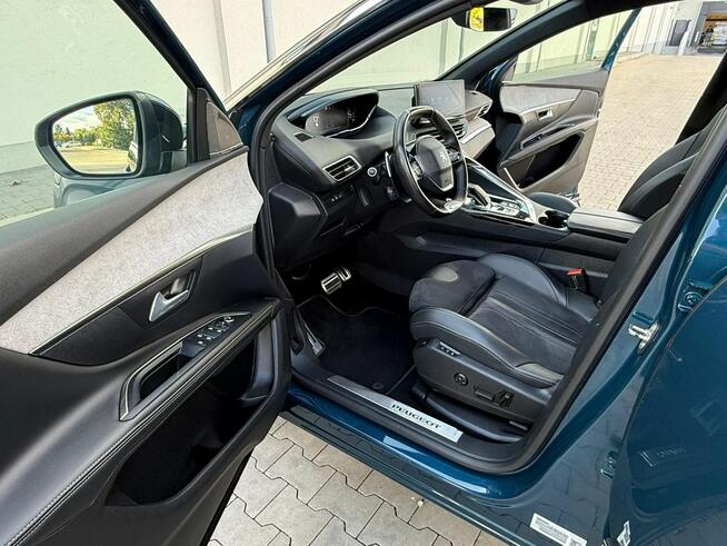 Peugeot 5008 2021