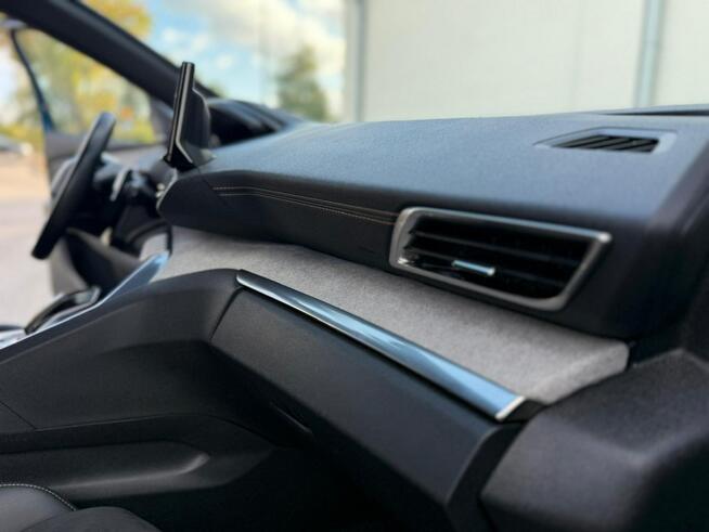 Peugeot 5008 2021