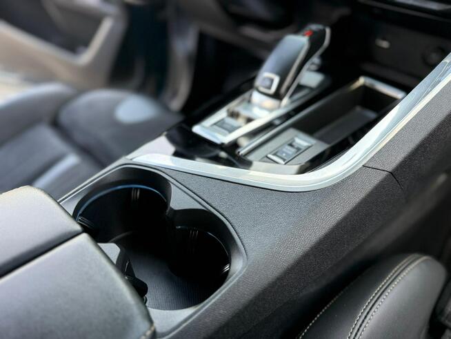 Peugeot 5008 2021