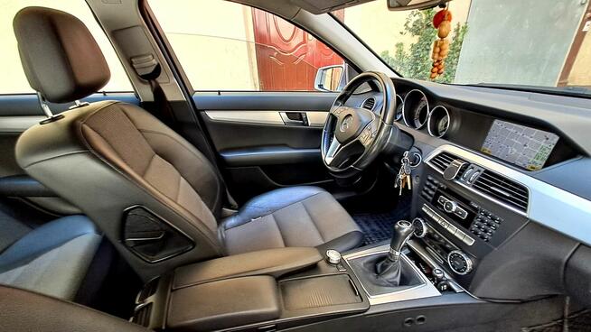 Mercedes-Benz C-klasa 2011