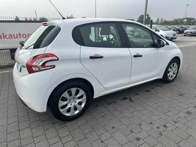 Peugeot 208 2014