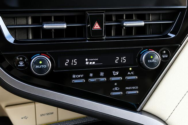 Toyota Camry 2022