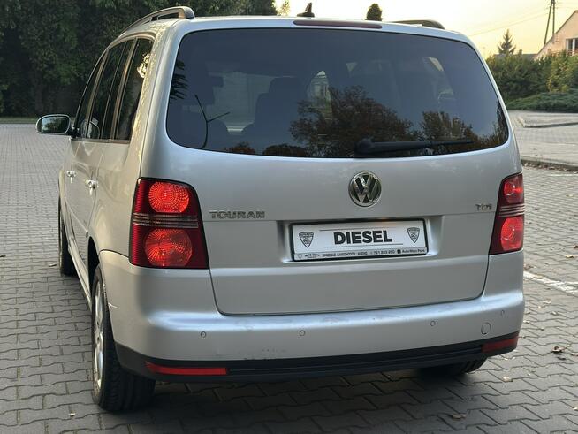 Volkswagen Touran LIFT 2008r 1.9 TDI BLS 105 KM 6 Biegów Tempomat Led Zarejestrowany