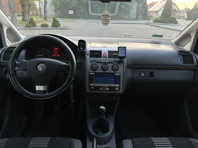 Volkswagen Touran LIFT 2008r 1.9 TDI BLS 105 KM 6 Biegów Tempomat Led Zarejestrowany