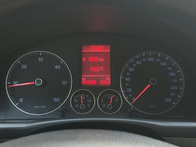 Volkswagen Touran LIFT 2008r 1.9 TDI BLS 105 KM 6 Biegów Tempomat Led Zarejestrowany